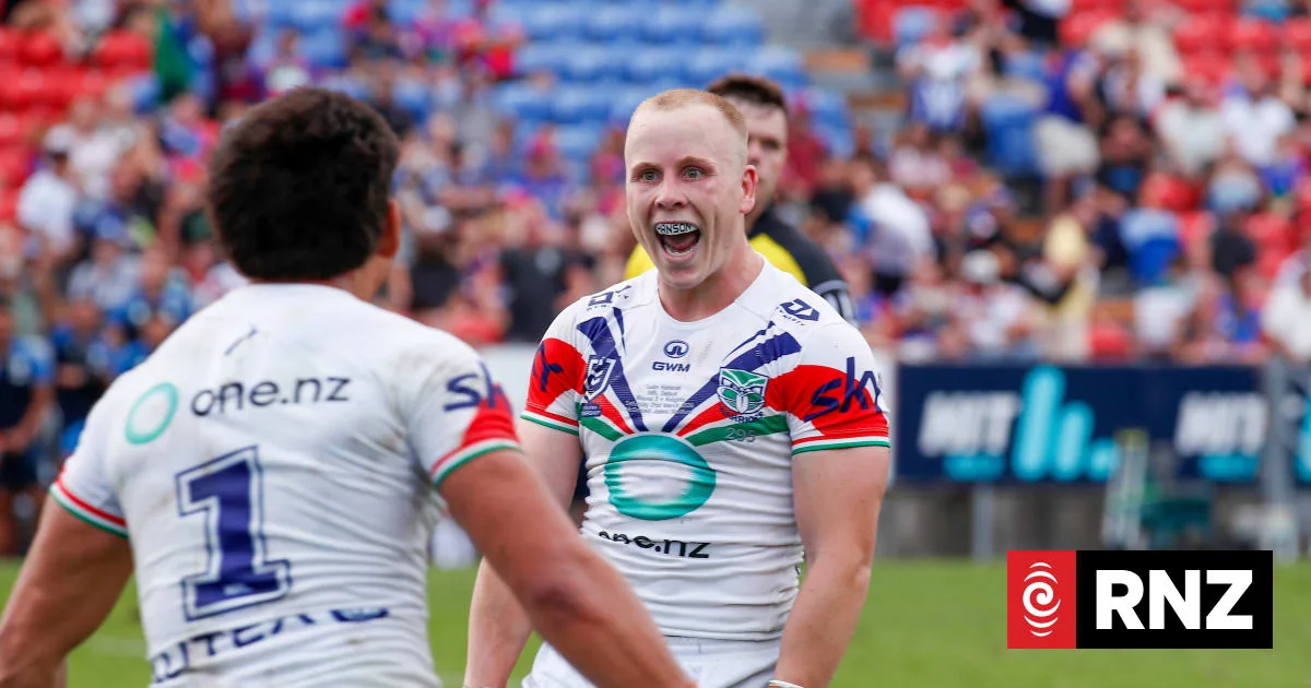Warriors name sixth halves combination for Rabbitohs clash